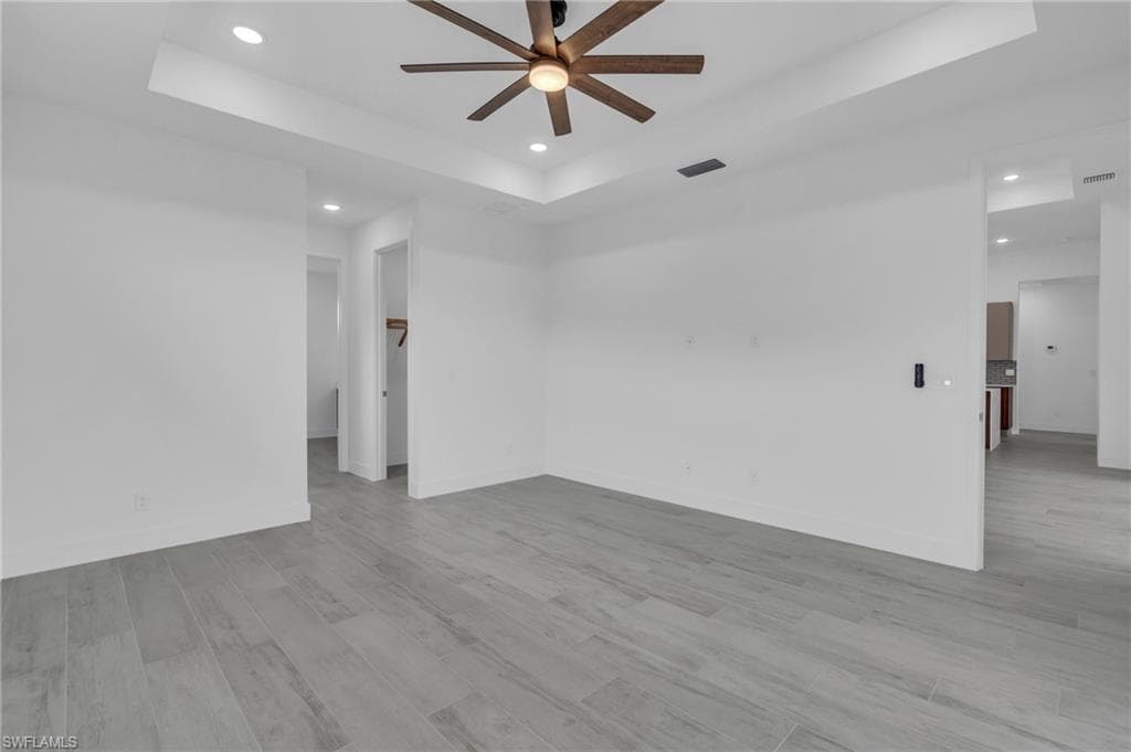15401 Aqua CIR-23
