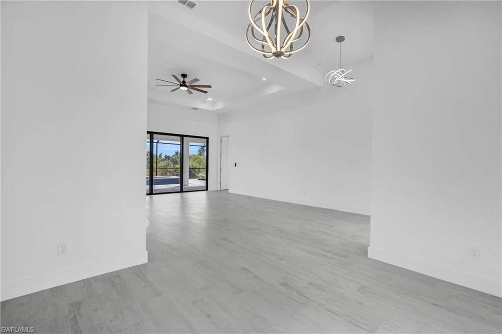 15401 Aqua CIR-14