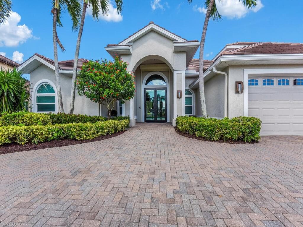5795 SW 7th CT, CAPE CORAL FL 33914-1