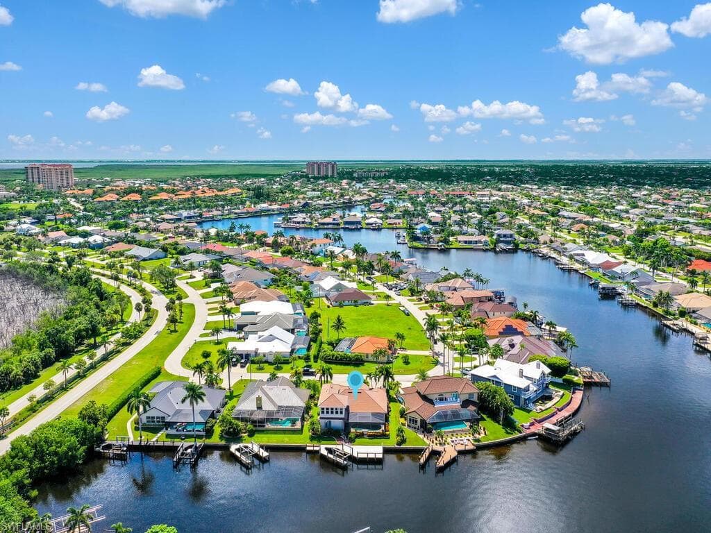 5795 SW 7th CT, CAPE CORAL FL 33914-5