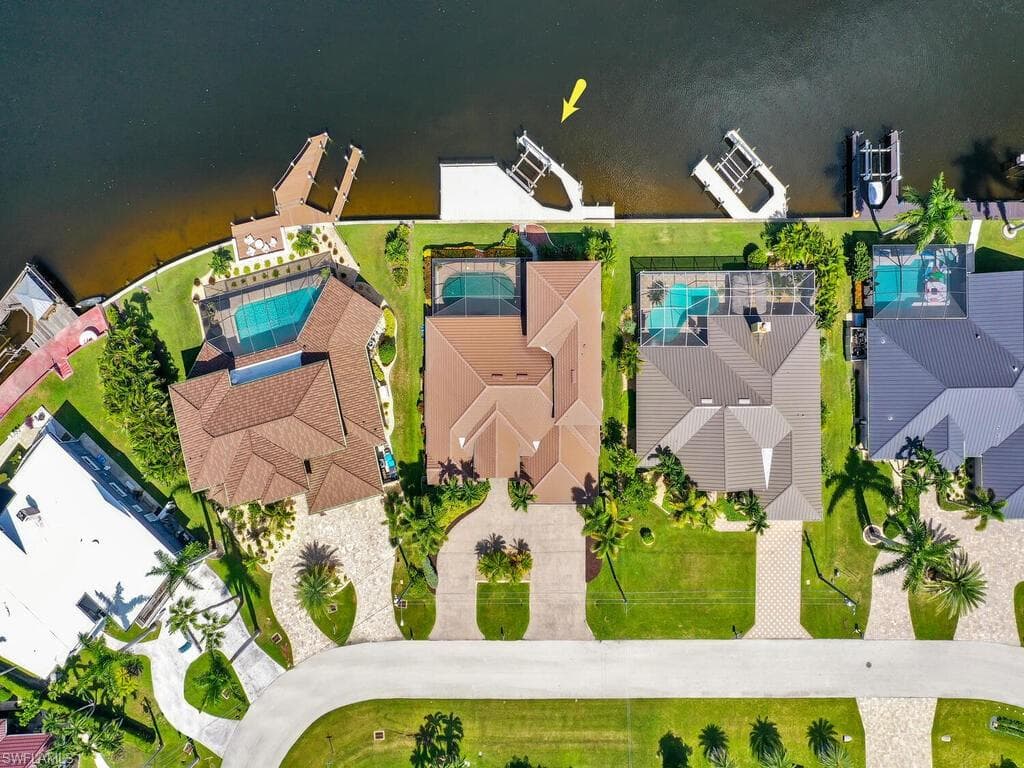5795 SW 7th CT, CAPE CORAL FL 33914-4