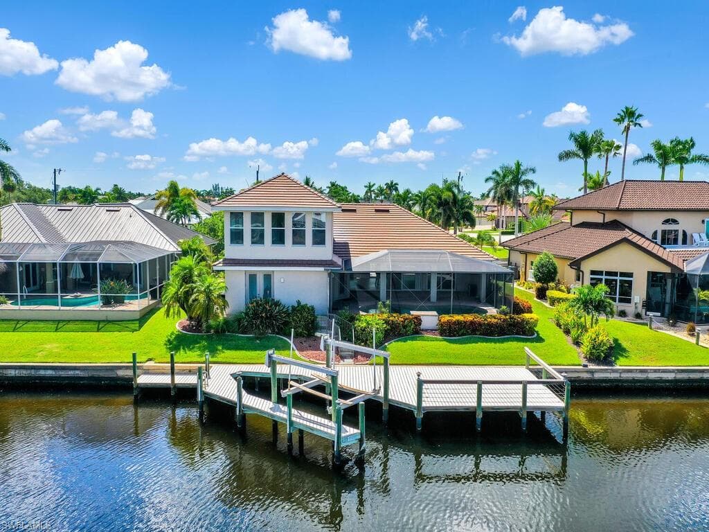 5795 SW 7th CT, CAPE CORAL FL 33914-3