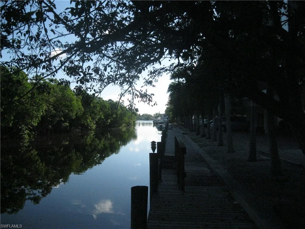 5220 Bonita Beach RD SW # 302, BONITA SPRINGS FL 34134-4
