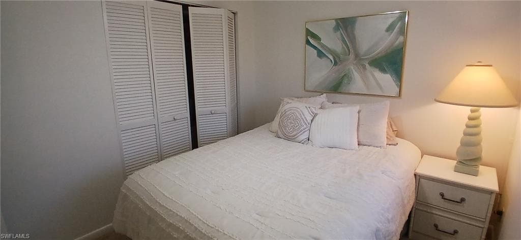 5220 Bonita Beach RD SW # 302, BONITA SPRINGS FL 34134-24