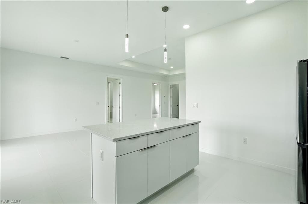 2725 Embers PKWY W-12