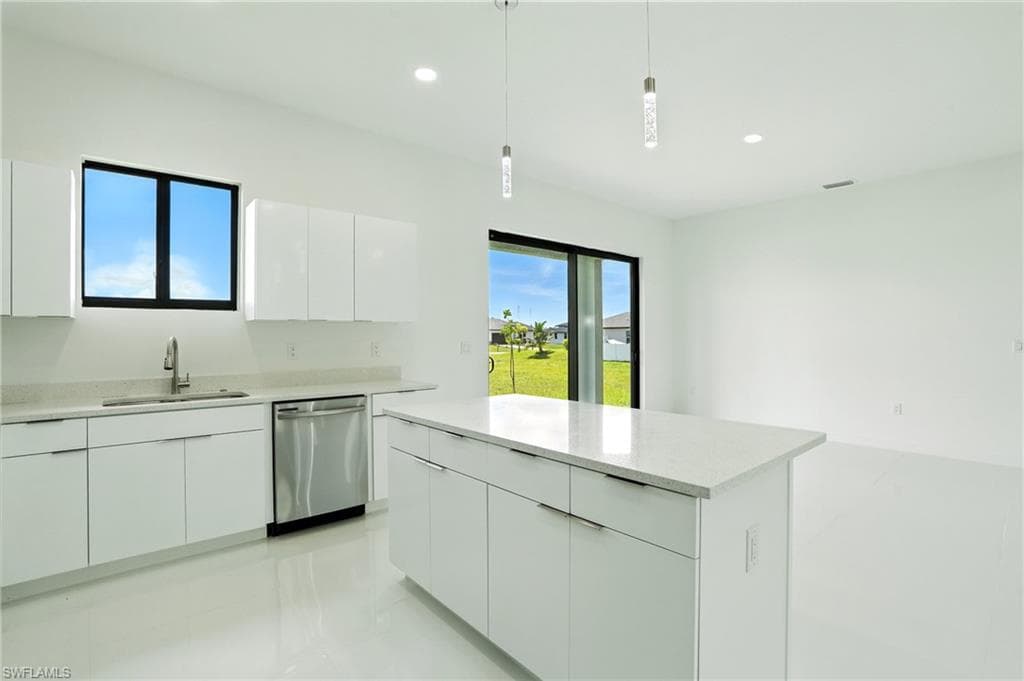 2725 Embers PKWY W-11