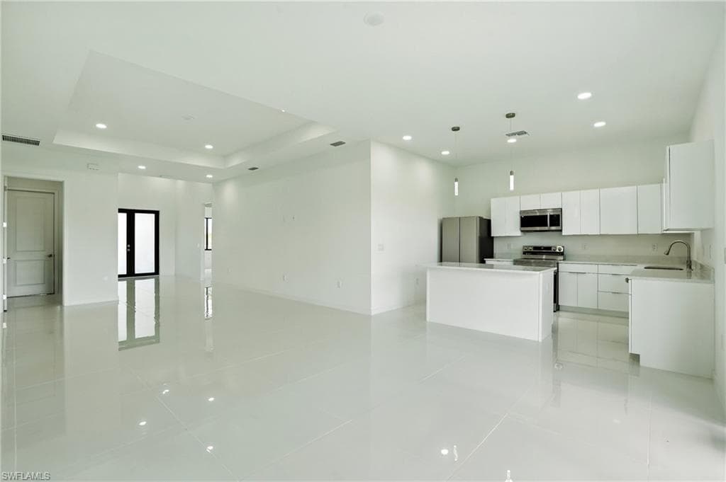 2725 Embers PKWY W-6