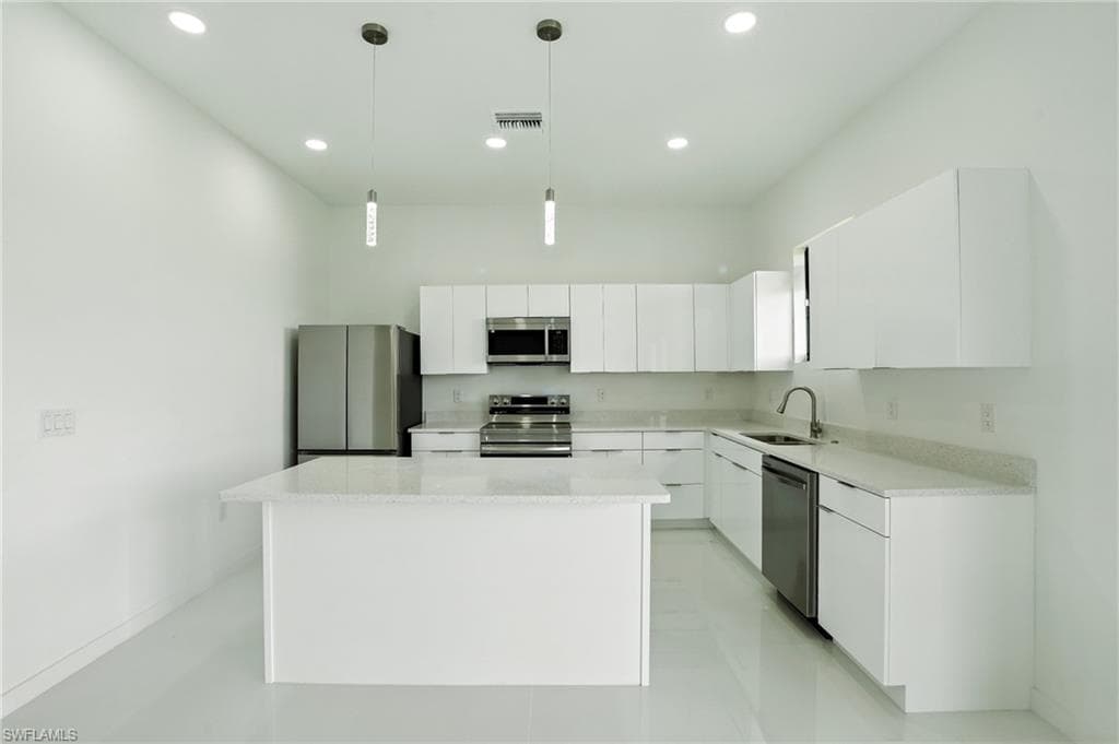 2725 Embers PKWY W-9