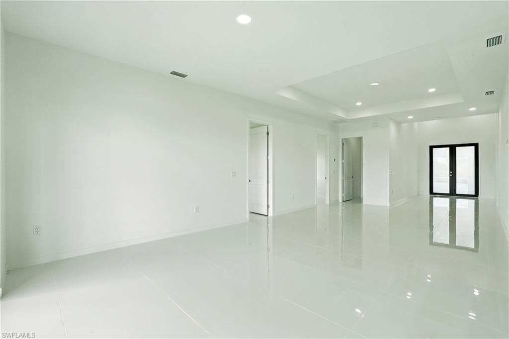 2725 Embers PKWY W-7