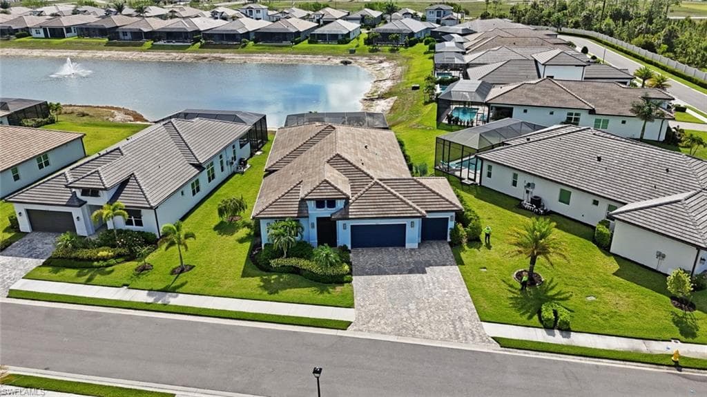 3721 Sapphire Cove CIR, NAPLES FL 34114-1