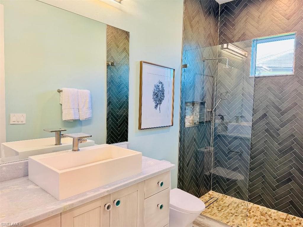 3721 Sapphire Cove CIR, NAPLES FL 34114-18