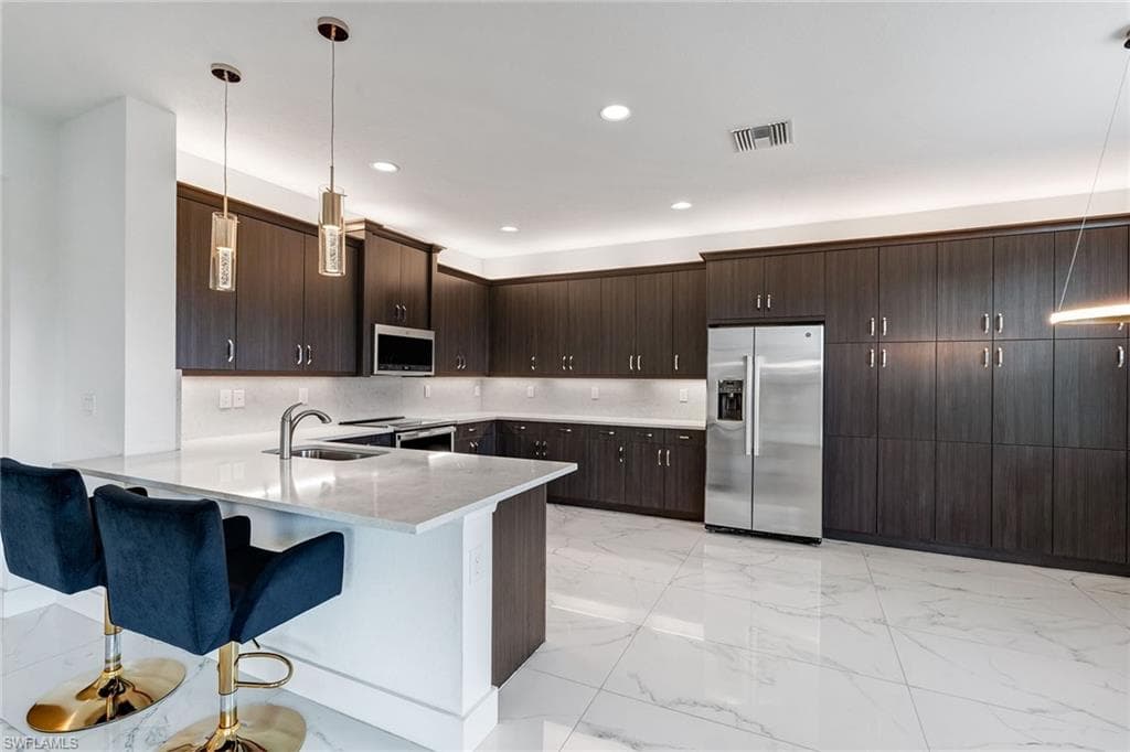 11604 Meadowrun CIR, FORT MYERS FL 33913-12