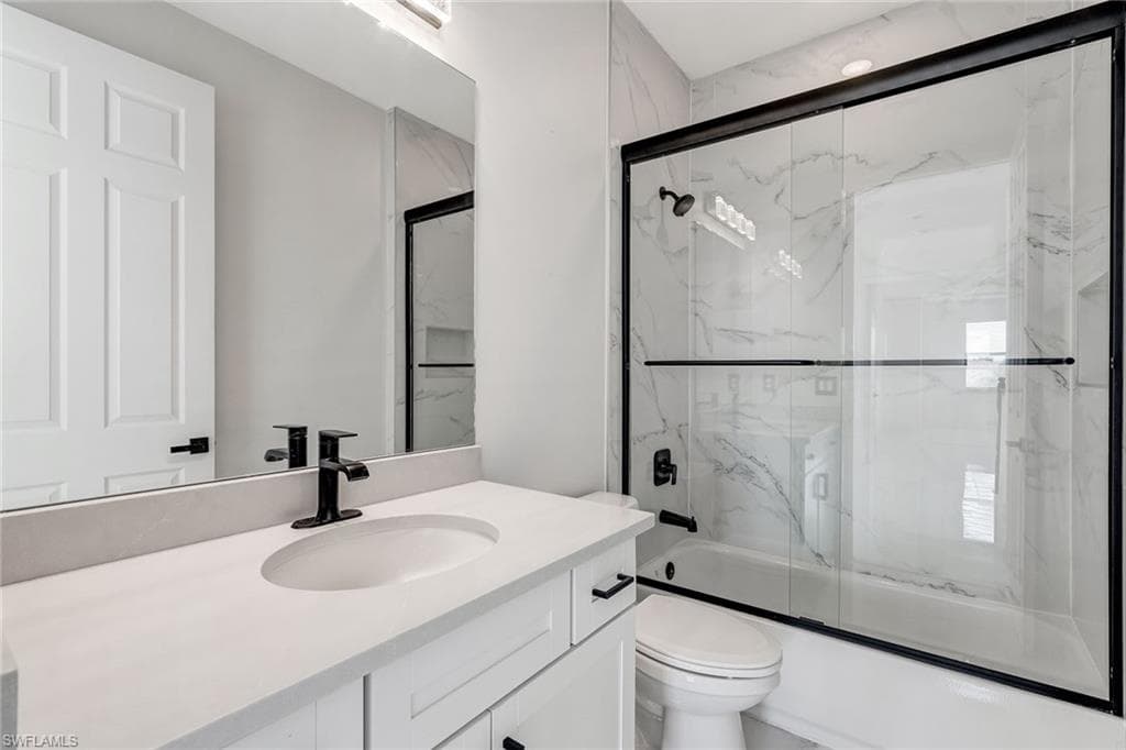 11604 Meadowrun CIR, FORT MYERS FL 33913-27