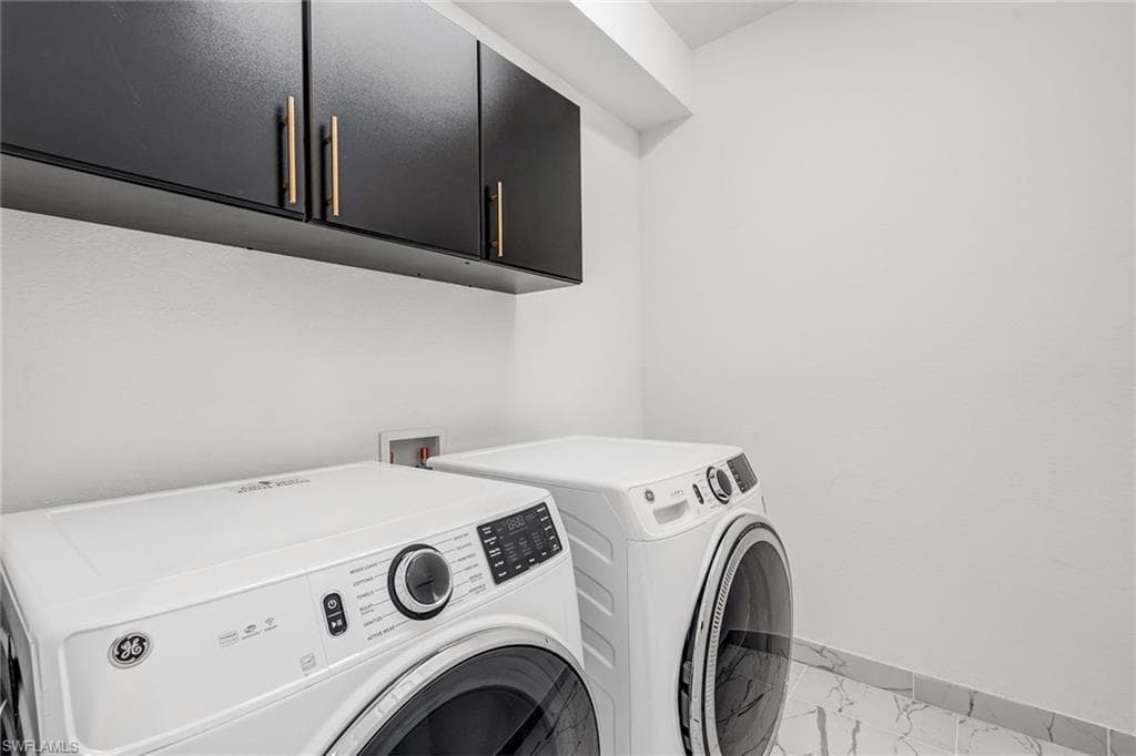 11604 Meadowrun CIR, FORT MYERS FL 33913-37