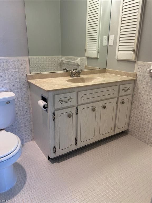 1830 Brantley RD # J8, FORT MYERS FL 33907-9