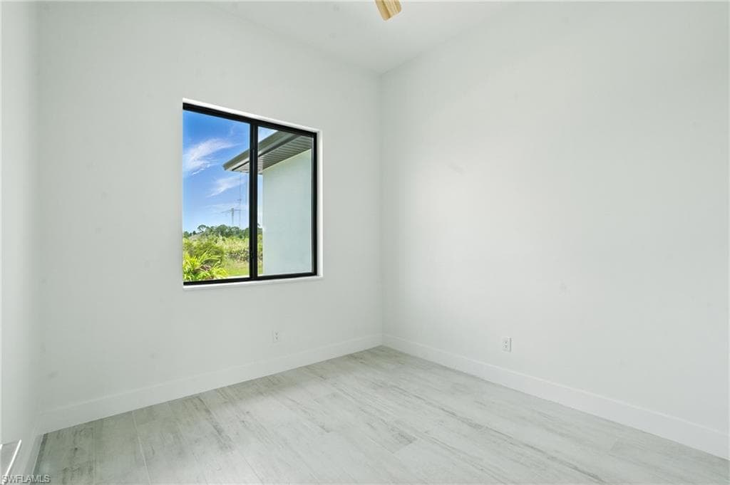 8348 Walden ST-26