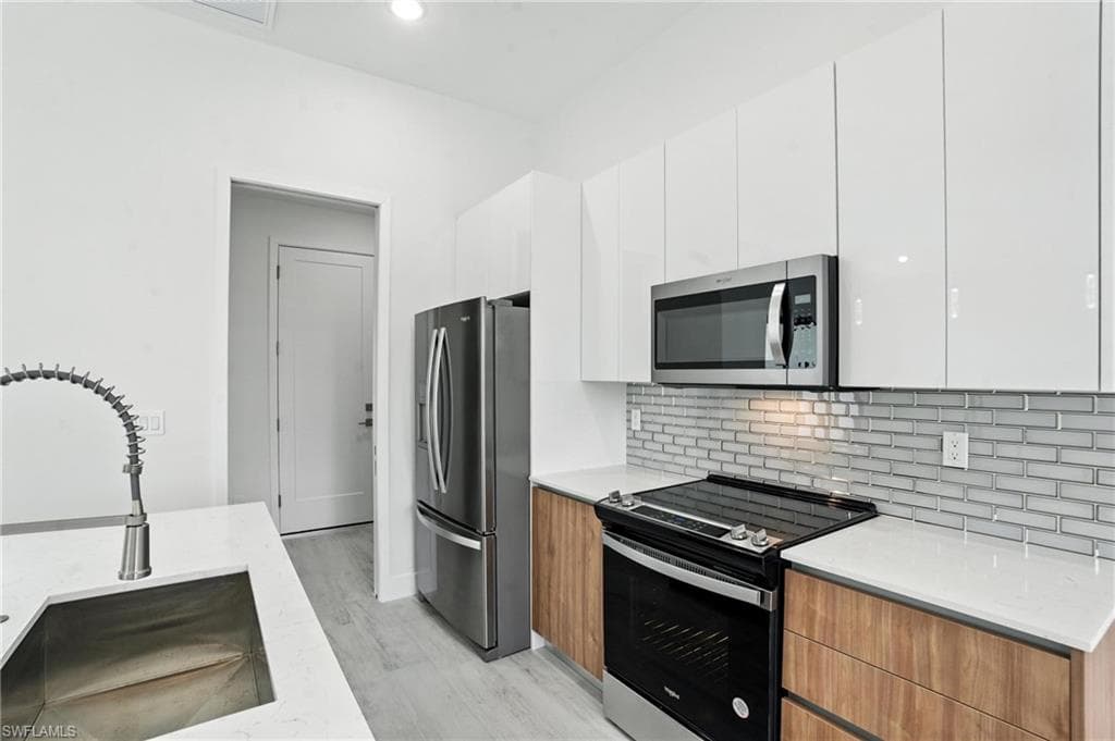 8348 Walden ST-12