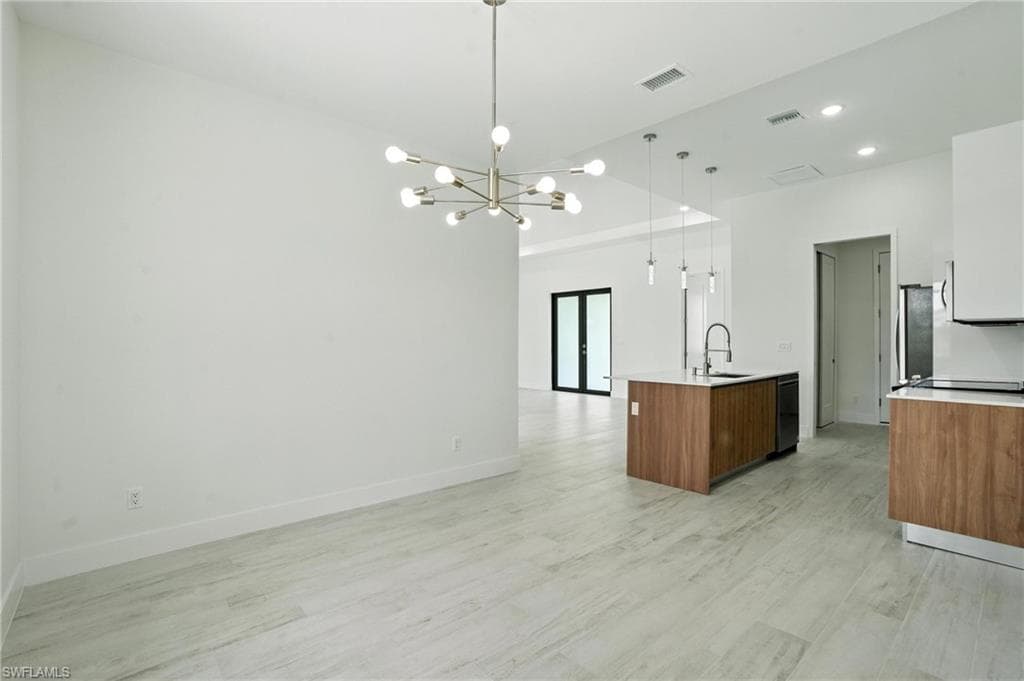 8348 Walden ST-18