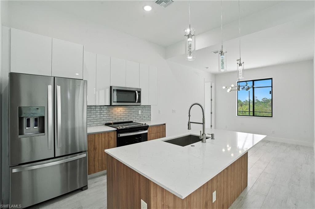 8348 Walden ST-7