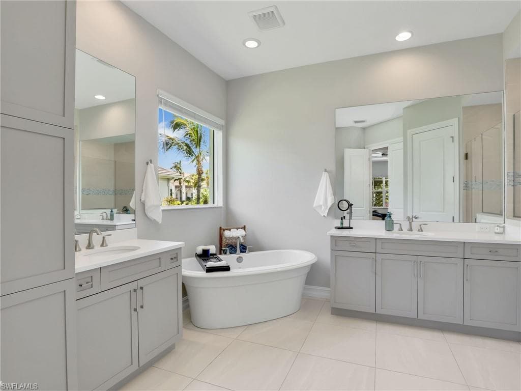 17243 Hidden Estates CIR, FORT MYERS FL 33908-24