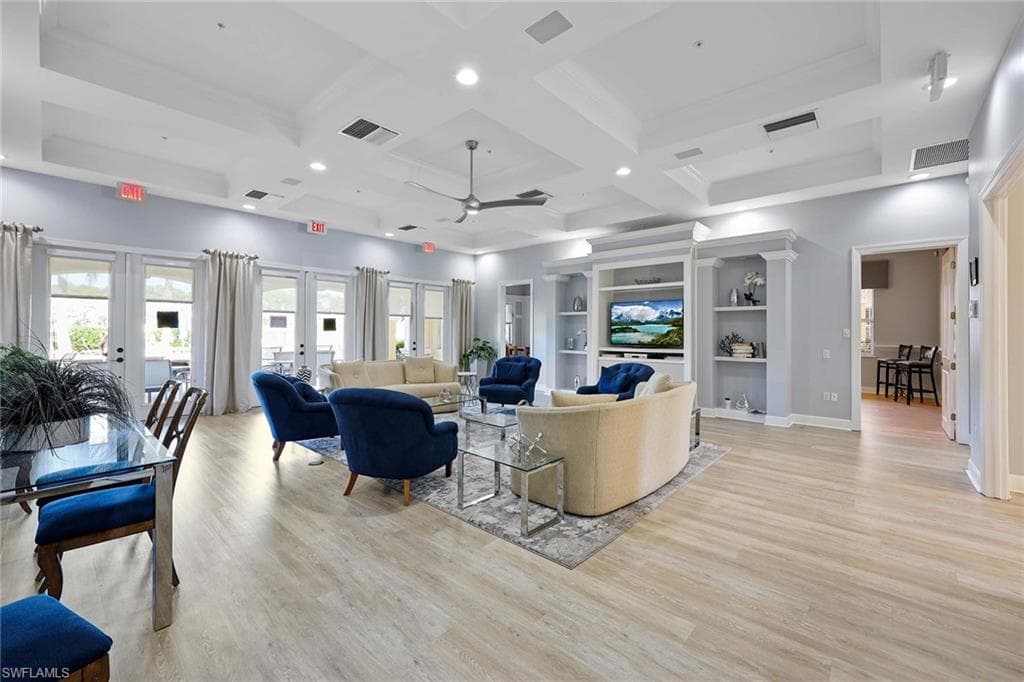 1821 Tarpon Bay DR S, NAPLES FL 34119-45