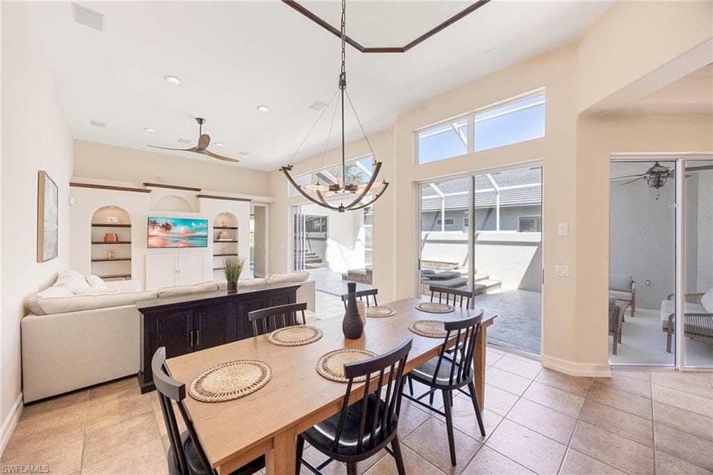 1821 Tarpon Bay DR S, NAPLES FL 34119-8