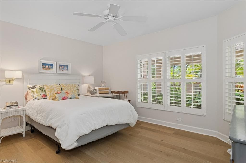 400 Wyndemere WAY # D102, NAPLES FL 34105-17