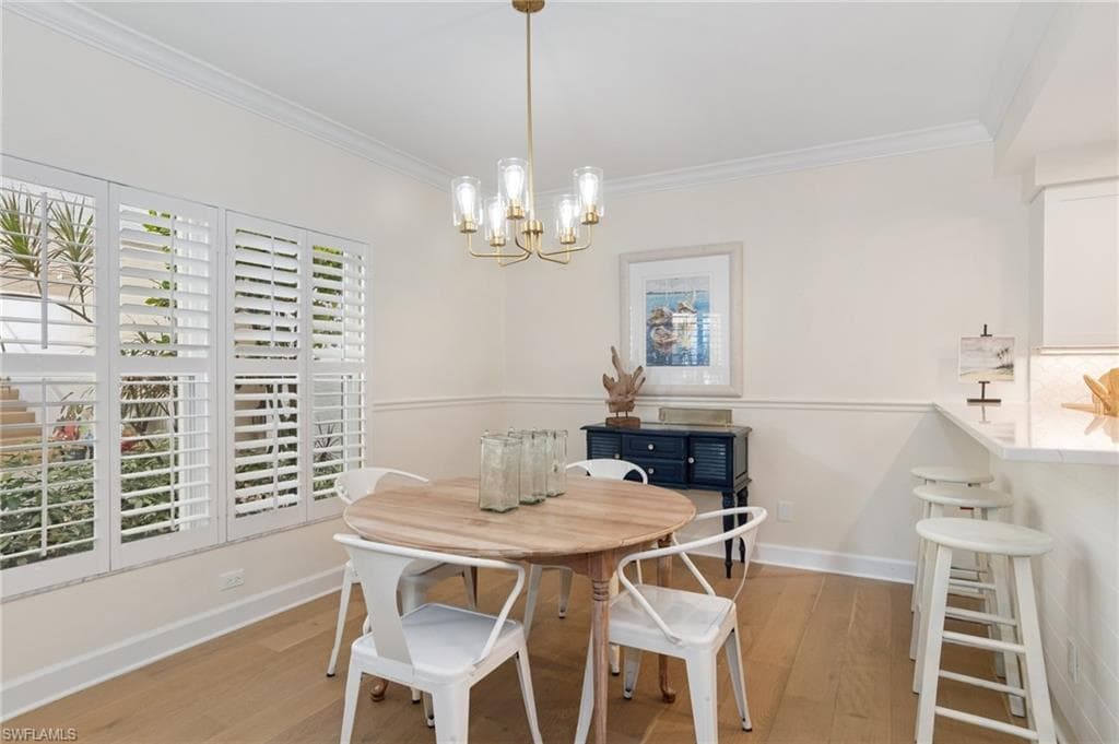 400 Wyndemere WAY # D102, NAPLES FL 34105-10