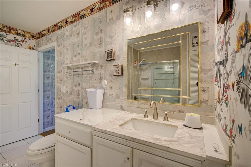 2405 Zoysia LN, NORTH FORT MYERS FL 33917-5