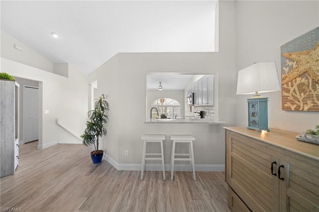 13120 Castle Harbour DR # N4, NAPLES FL 34110-10