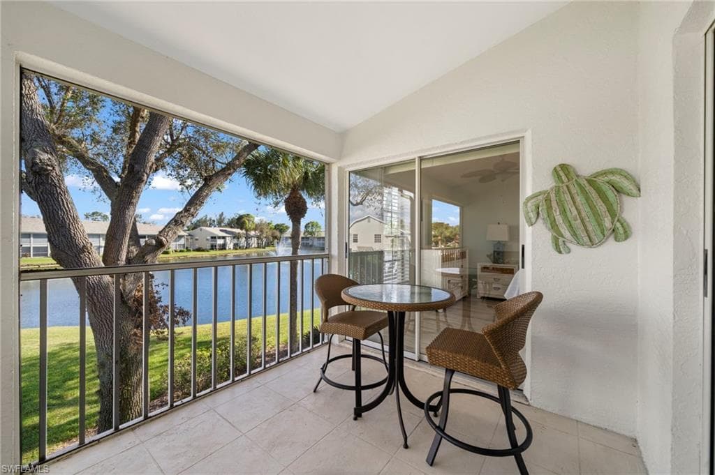 13120 Castle Harbour DR # N4, NAPLES FL 34110-24