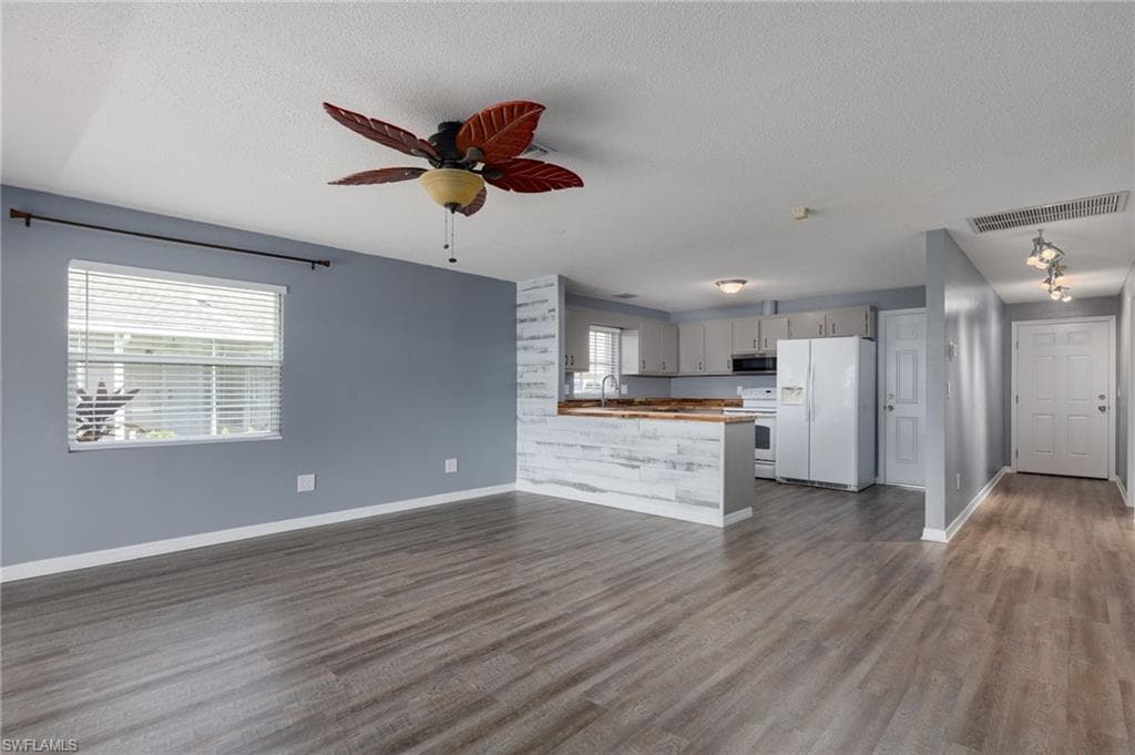 14913 Wise WAY, FORT MYERS FL 33905-12