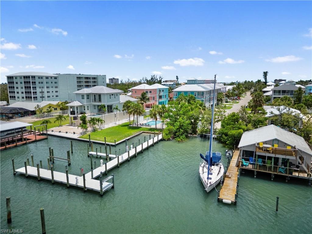 270 Delmar AVE, FORT MYERS BEACH FL 33931-1