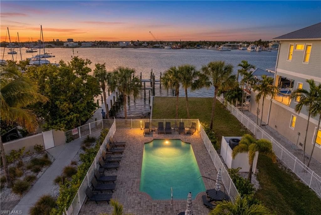 270 Delmar AVE, FORT MYERS BEACH FL 33931-39