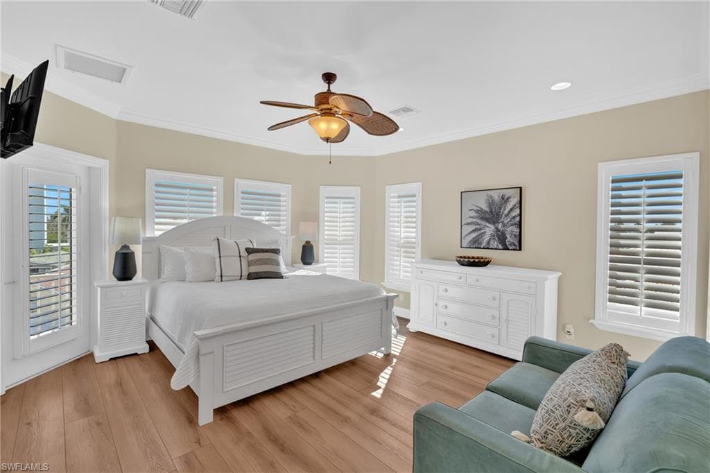 270 Delmar AVE, FORT MYERS BEACH FL 33931-23