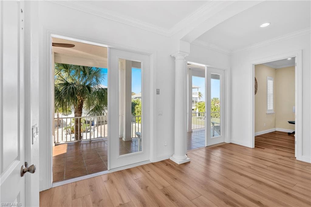 270 Delmar AVE, FORT MYERS BEACH FL 33931-18
