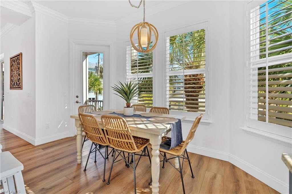 270 Delmar AVE, FORT MYERS BEACH FL 33931-17