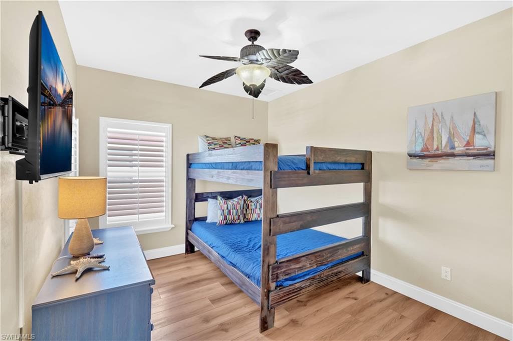 270 Delmar AVE, FORT MYERS BEACH FL 33931-32