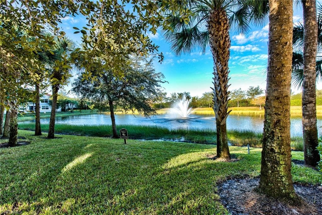 23430 Alamanda DR # 201, ESTERO FL 34135-18