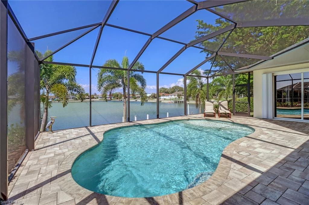 1119 SE 1st TER, CAPE CORAL FL 33990-25