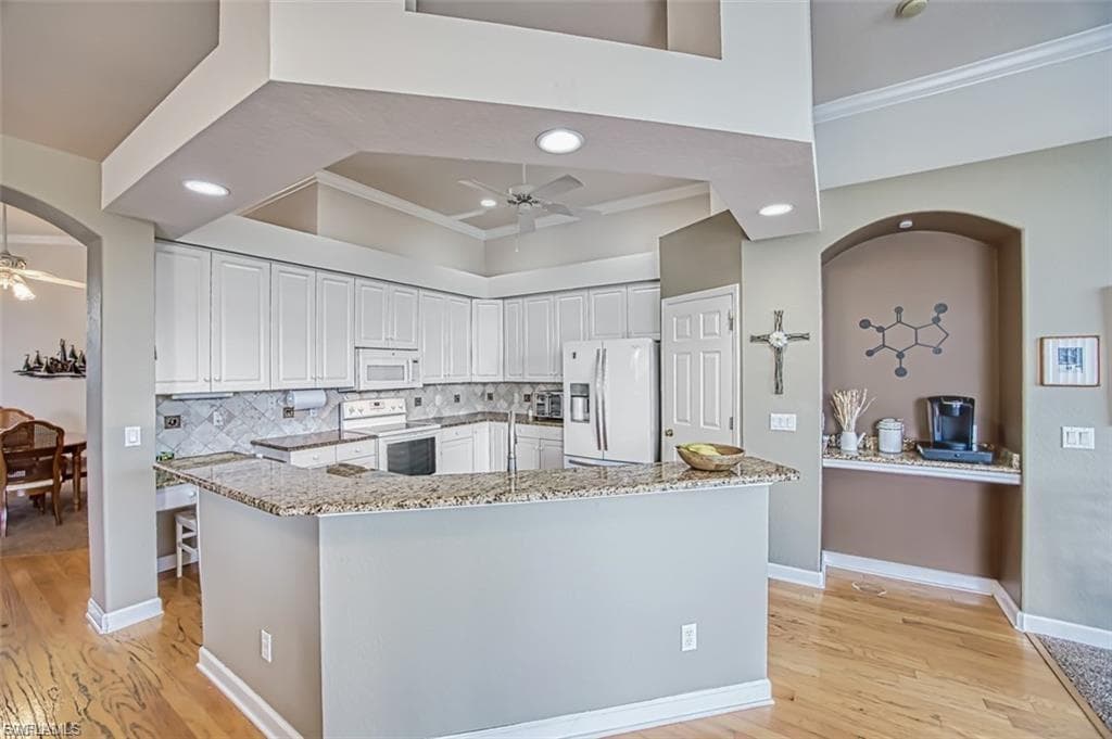 14063 Clear Water LN, FORT MYERS FL 33907-6