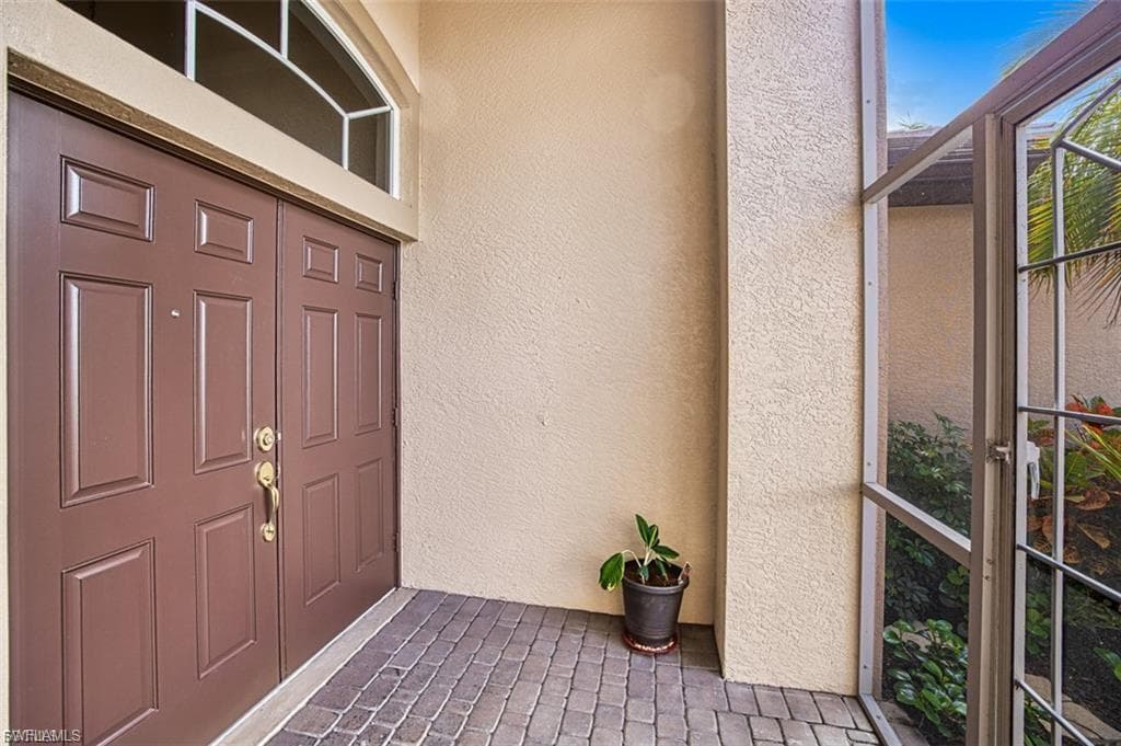 14063 Clear Water LN, FORT MYERS FL 33907-24