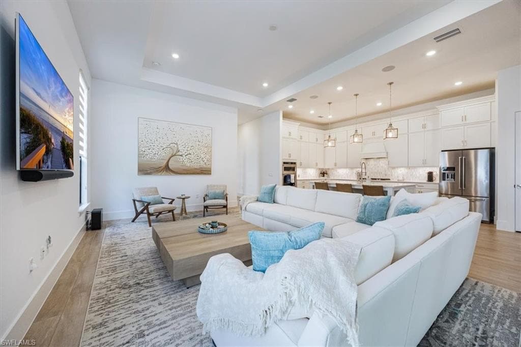 9445 Caymas TER, NAPLES FL 34114-2