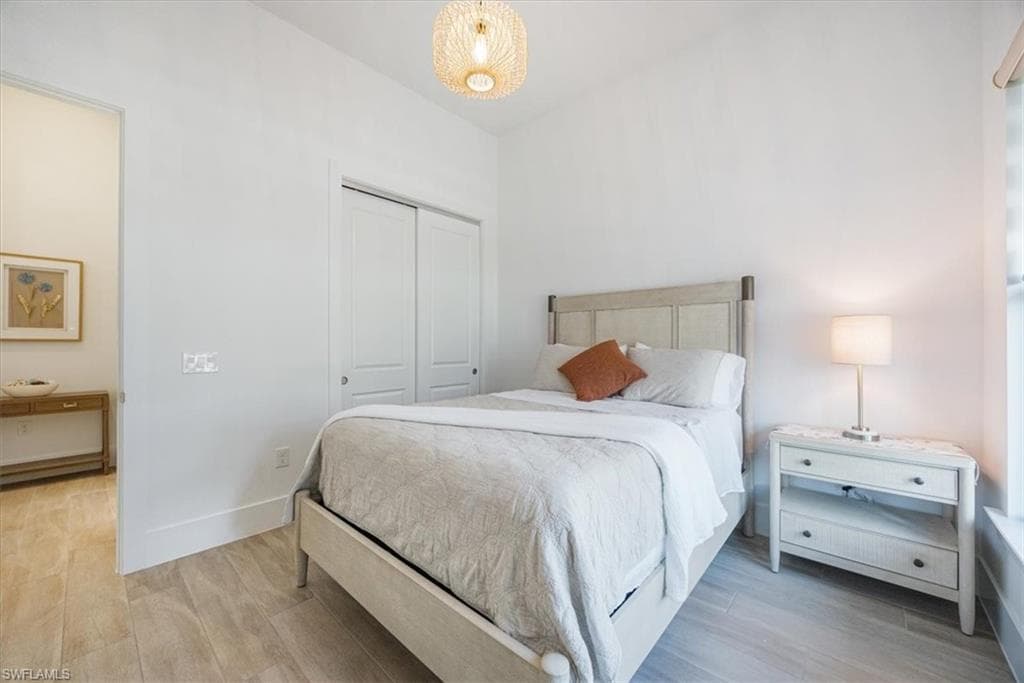 9445 Caymas TER, NAPLES FL 34114-18