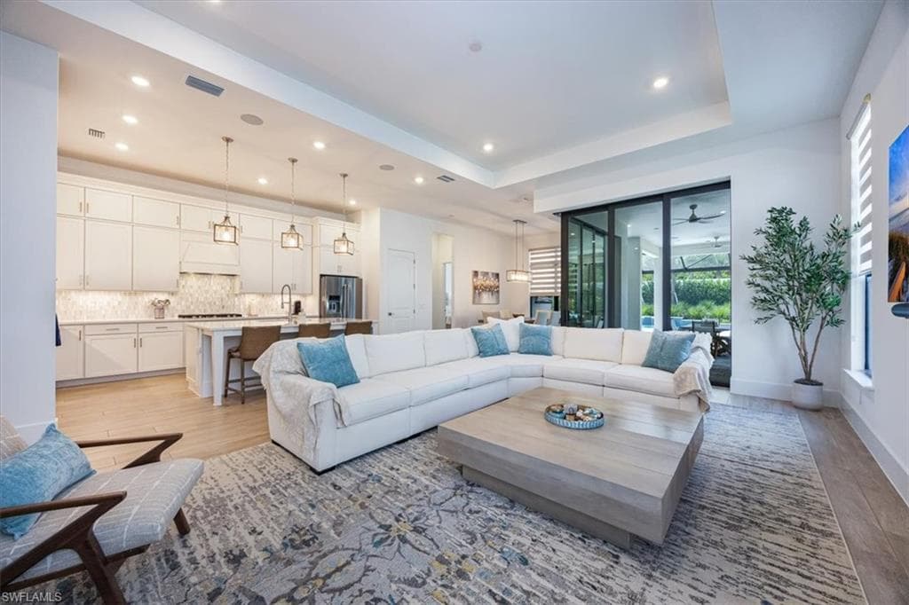 9445 Caymas TER, NAPLES FL 34114-3