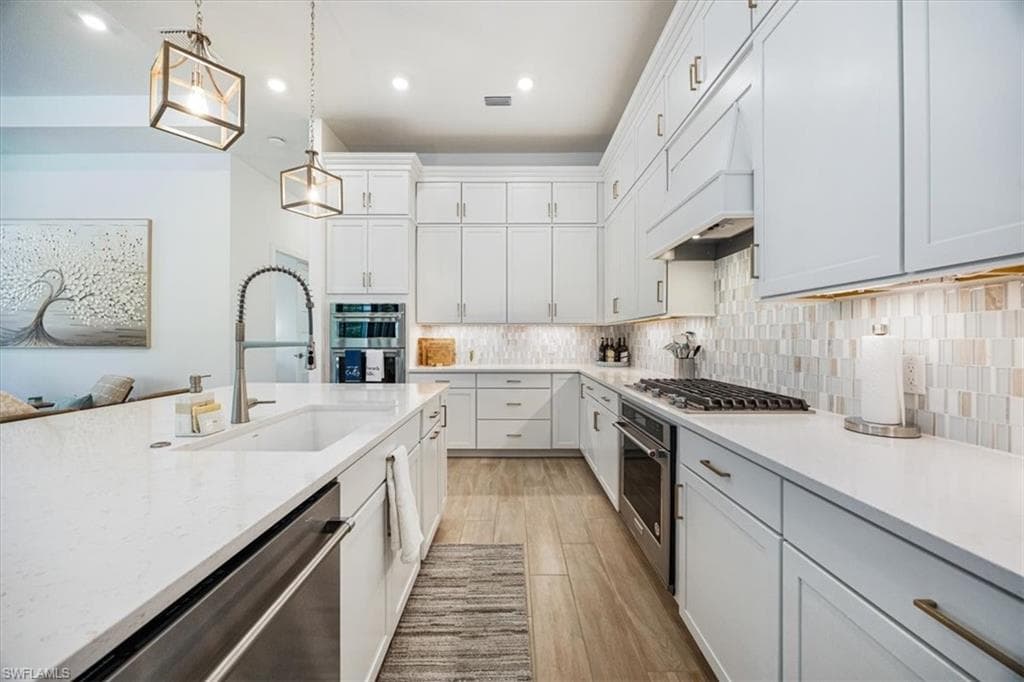 9445 Caymas TER, NAPLES FL 34114-7