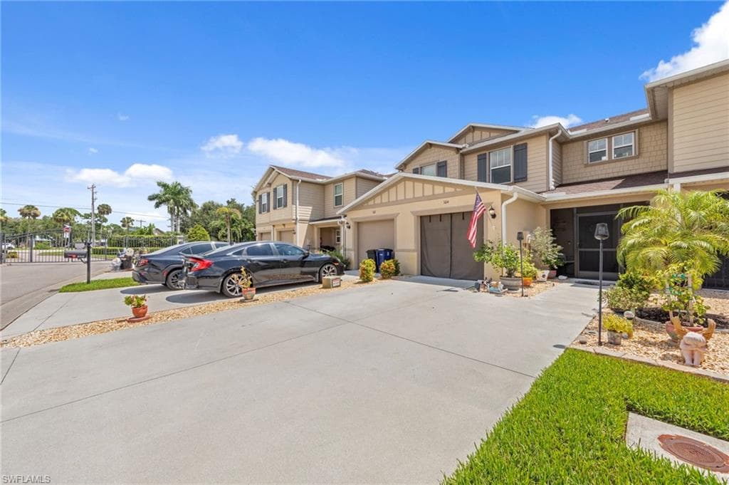 6341 Brant Bay BLVD # 104, NORTH FORT MYERS FL 33917-1