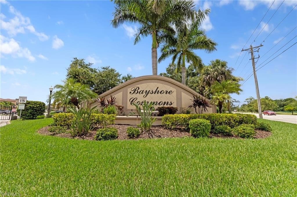 6341 Brant Bay BLVD # 104, NORTH FORT MYERS FL 33917-29