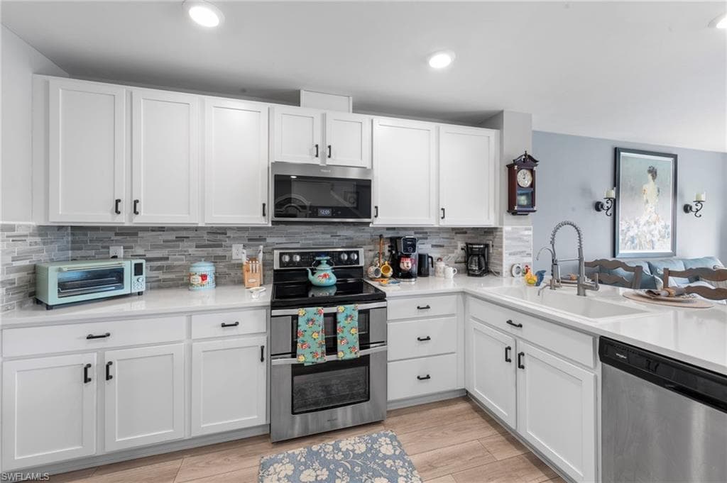 6341 Brant Bay BLVD # 104, NORTH FORT MYERS FL 33917-9