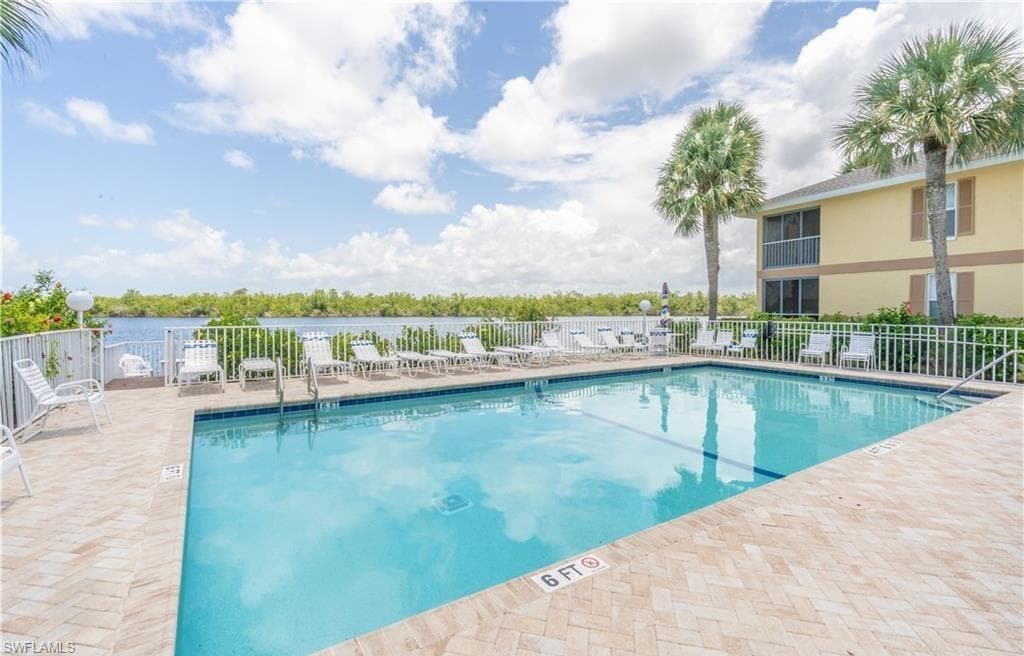 1165 Mainsail DR # 603, NAPLES FL 34114-15